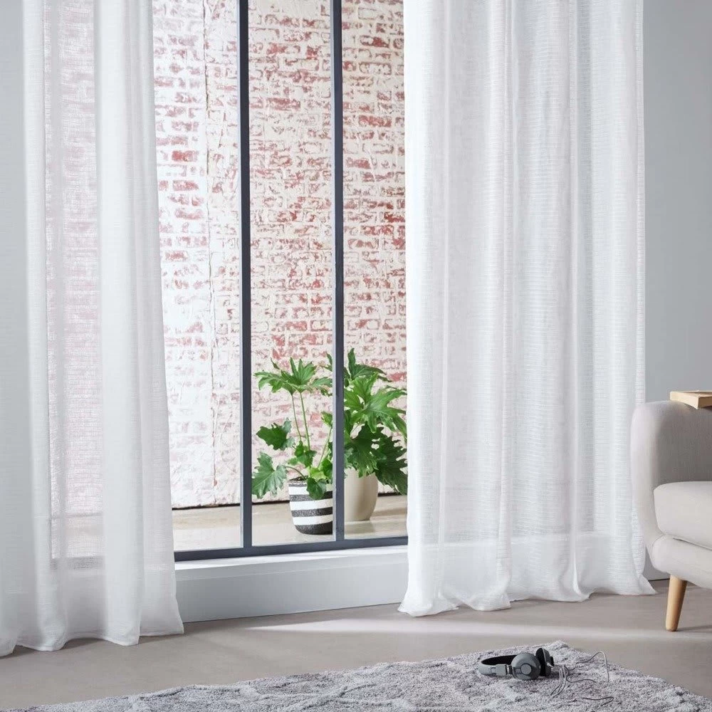 Gardine In Weiß 5 Gardine In Weiß – Bild 3