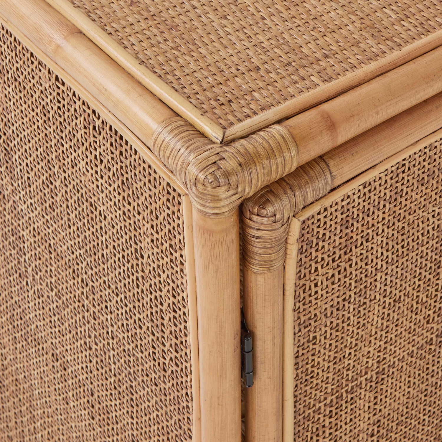 Nachttisch-Schränkchen Handgefertigt Aus Rattan BOHO LOUNGE In Natur 10 Nachttisch-Schränkchen Handgefertigt Aus Rattan BOHO LOUNGE In Natur – Bild 8