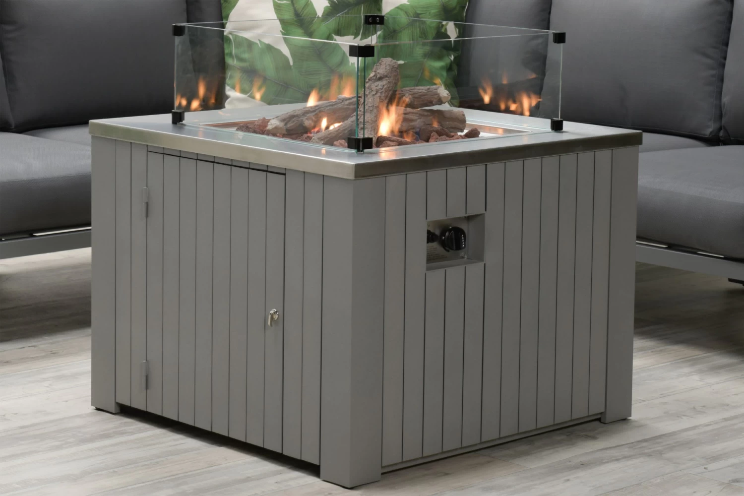 Gartenkamin, Feuerstelle FARO In Farbe Alu / Artic Grey 5 Gartenkamin, Feuerstelle FARO In Farbe Alu / Artic Grey – Bild 3