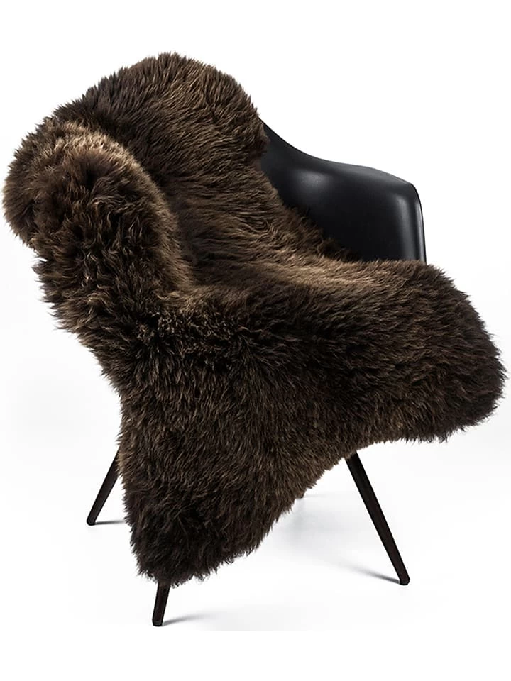 Lammfell In Braun 4 Lammfell In Braun – Bild 2