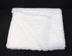 Kunstfell-Kuscheldecke "Offwhite" 1300x1700 In Weiß -Petromax Store homeliving kunstfell kuscheldecke offwhite 1300x1700 in weiss 3