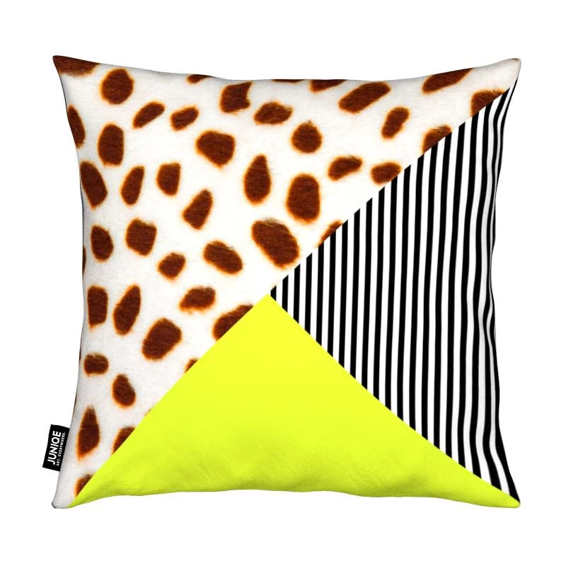Kissen "Cheetah Stripe Neon" In Schwarz & Weiß 4 Kissen "Cheetah Stripe Neon" In Schwarz & Weiß – Bild 2
