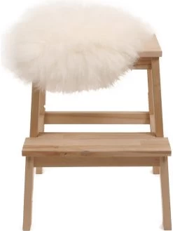 Lammfell-Sitzauflage In Weiß -Petromax Store kaiser naturfellprodukte handl lammfell sitzauflage in weiss 1