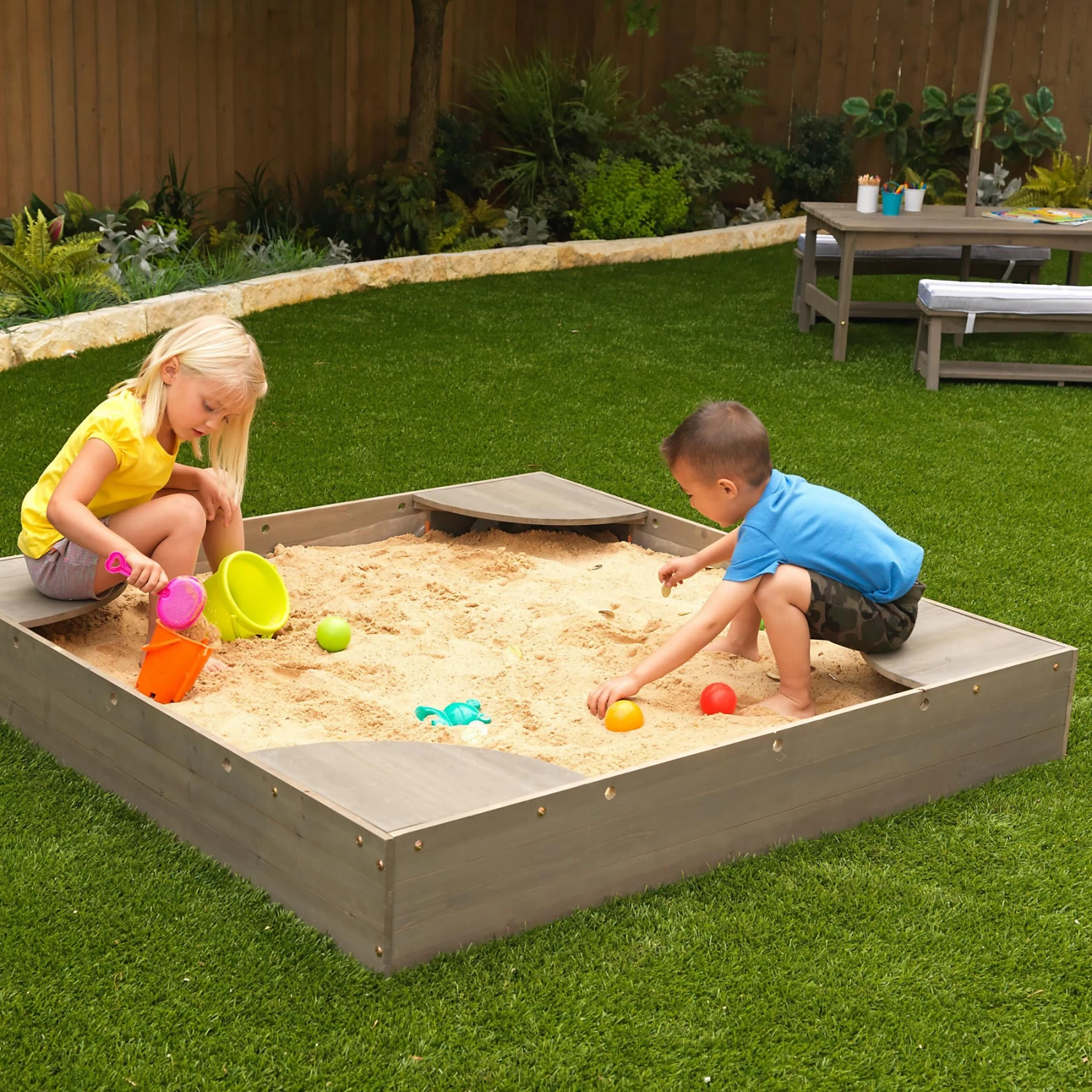 KidKraft Sandkasten Für Den Garten, Grau 9 KidKraft Sandkasten Für Den Garten, Grau – Bild 7