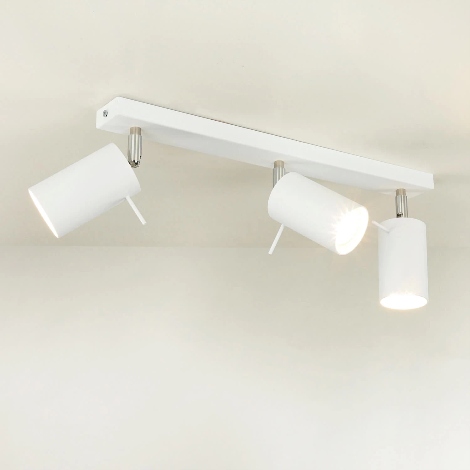 Spot Strahler In Weiß 4 Spot Strahler In Weiß – Bild 2