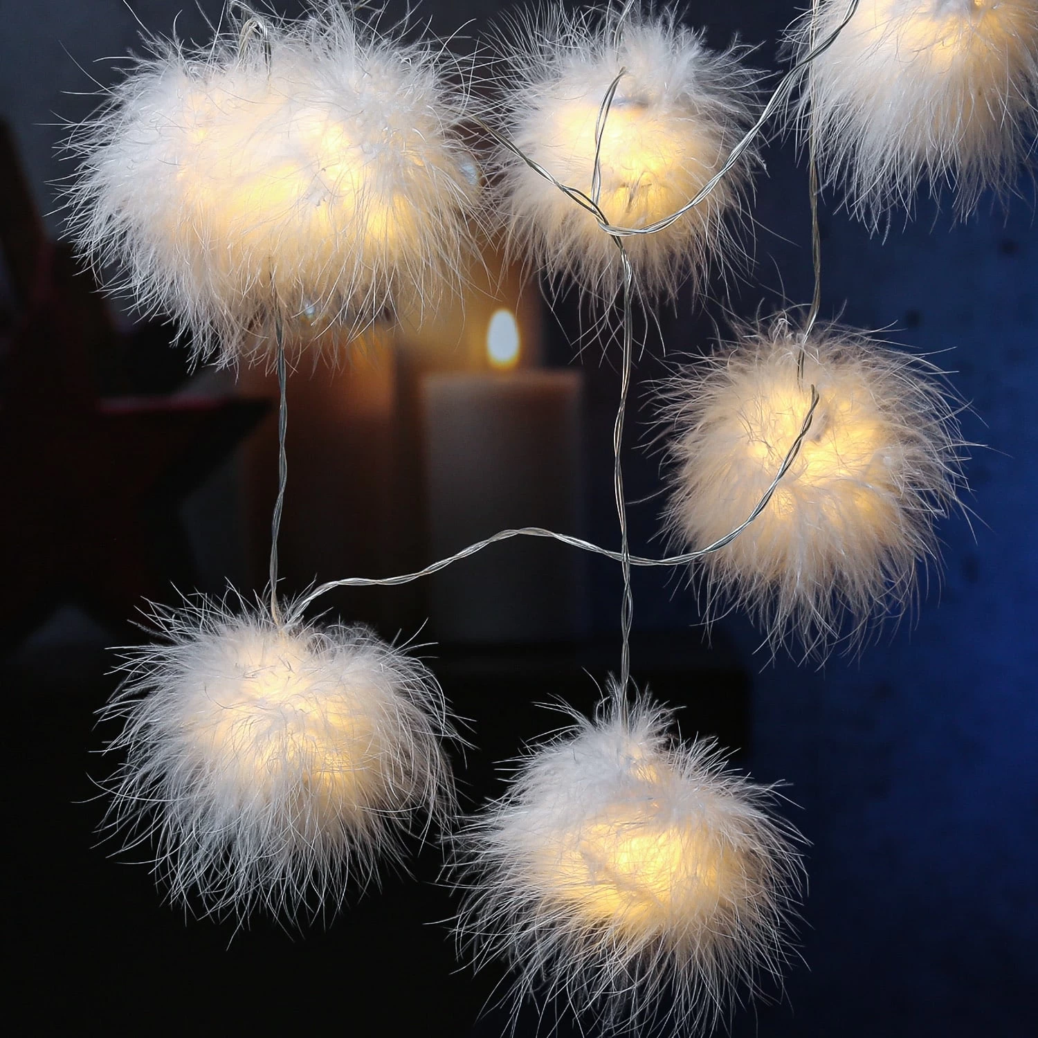 LED Lichterkette Schneebälle Beleuchtet L: 10m In Weiß 6 LED Lichterkette Schneebälle Beleuchtet L: 10m In Weiß – Bild 4