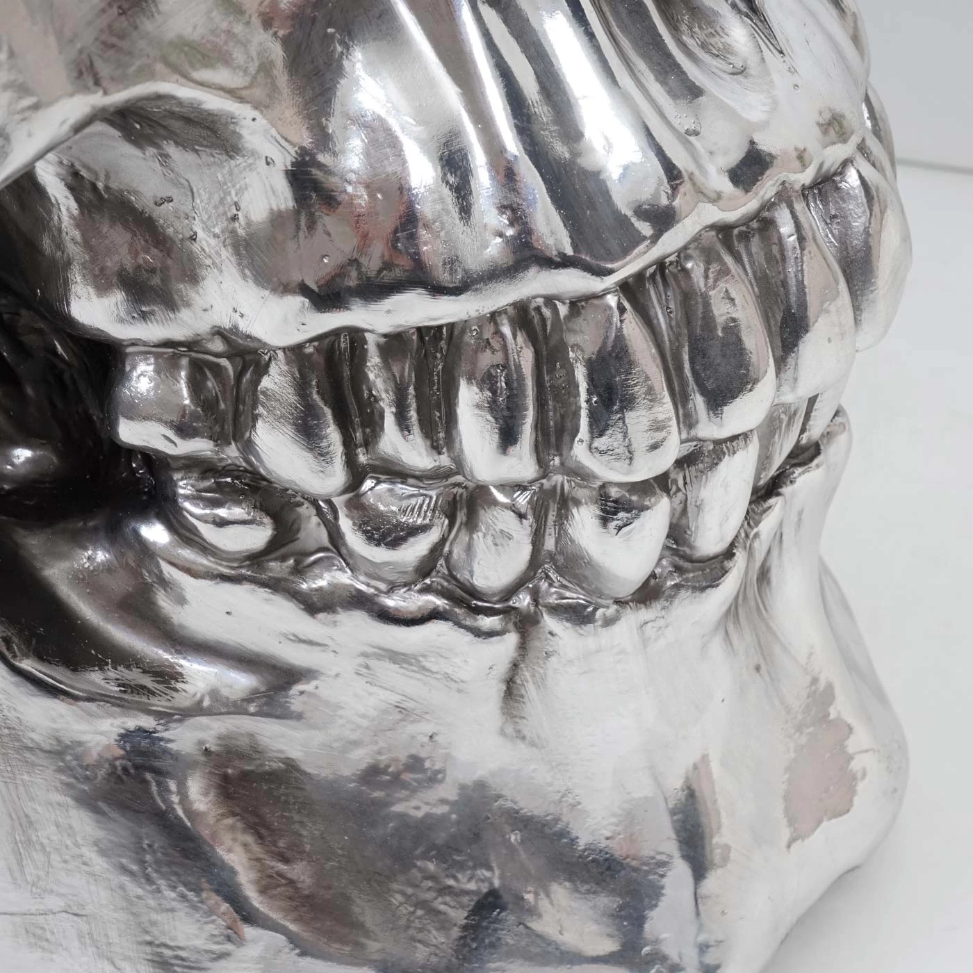 Beistelltisch Totenkopf A19, Standard 6 Beistelltisch Totenkopf A19, Standard – Bild 4