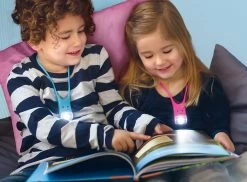 Moses Lese Buddy - Das Multifunktionale Leselicht Blau -Petromax Store moses lese buddy das multifunktionale leselicht blau 2