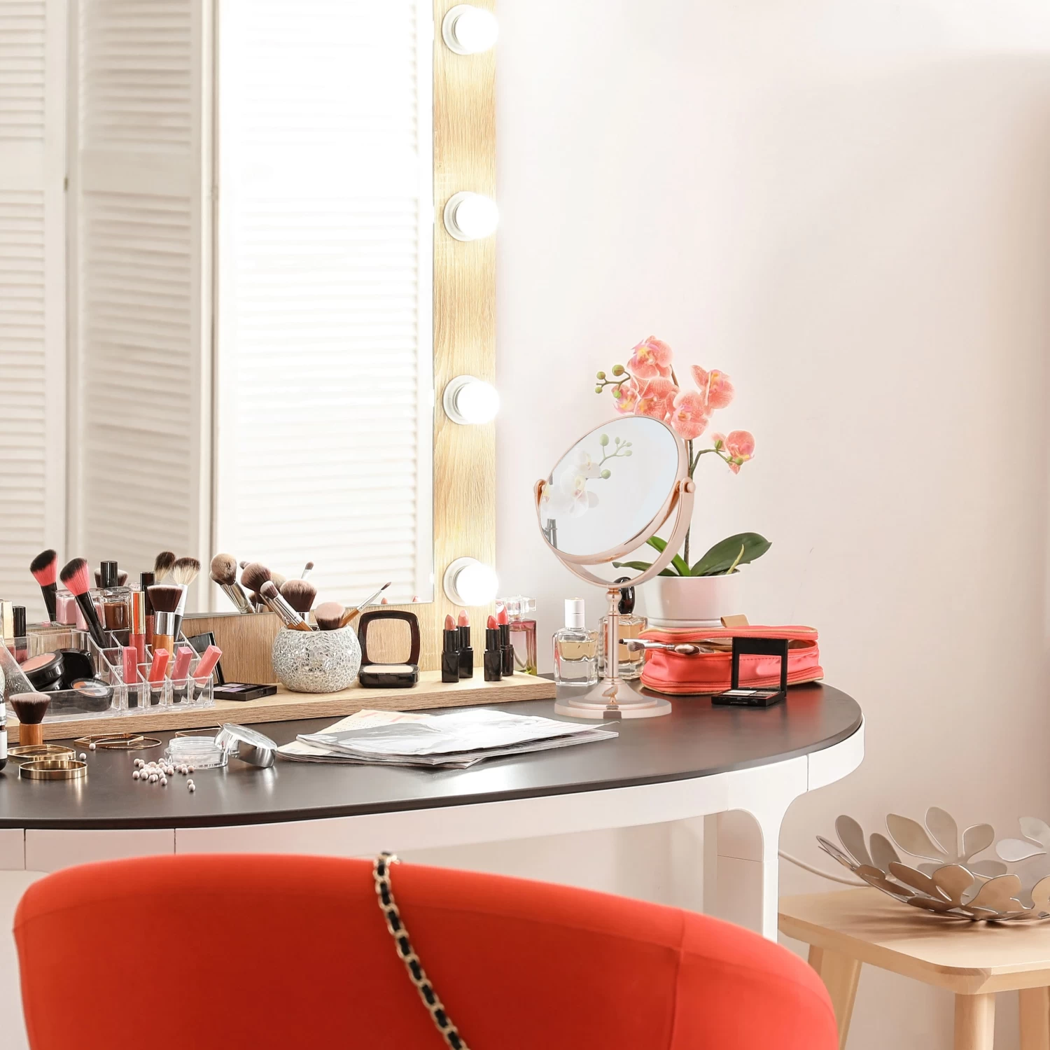 Kosmetikspiegel In Kupfer 4 Kosmetikspiegel In Kupfer – Bild 2