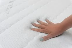 7-Zonen Partnermatratze "Deluxe" In Weiß - H2 & H4 -Petromax Store sleepondo 7 zonen partnermatratze deluxe in weiss h2 and h4 3