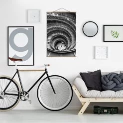 Stoffbild Mit Posterleisten - Bramante Treppe In Schwarz-Weiß -Petromax Store wallart stoffbild mit posterleisten bramante treppe in schwarz weiss 3