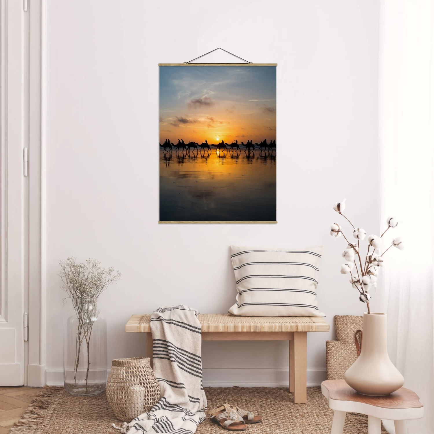 Stoffbild Mit Posterleisten - Kamele Im Sonnenuntergang In Orange 5 Stoffbild Mit Posterleisten - Kamele Im Sonnenuntergang In Orange – Bild 3