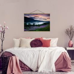 Stoffbild - Paradiesisches Tal In Norwegen In Violett -Petromax Store wallart stoffbild paradiesisches tal in norwegen in violett 2