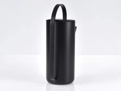 Zone Denmark Gießkanne Herb & Sprout 1,5 Ltr In Schwarz -Petromax Store zone denmark giesskanne herb and sprout 1 5 ltr in schwarz 2